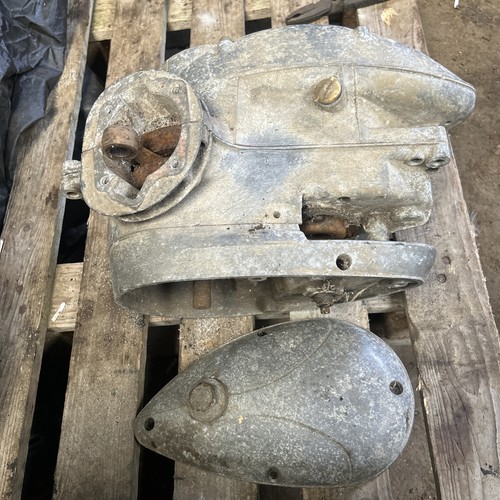 Bsa bantam d10 crank - crank, case