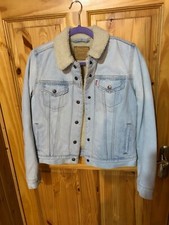 Levi's Women's Sherpa Lined Trucker Denim Jacket Size S BNWOT