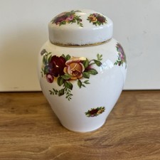 Royal Albert "Old Country