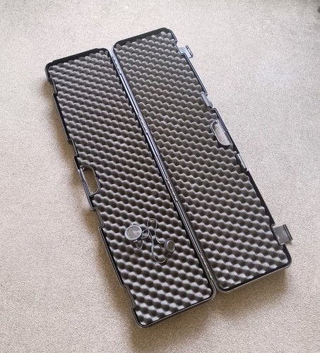Padded gun rifle hard case - rifle,