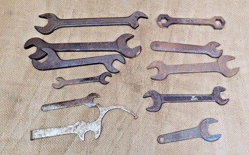 Spanners old job lot - -,