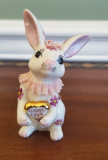 IRISH DRESDEN PORCELAIN LACE "BUNNY" WITH LOVE FIGURINE