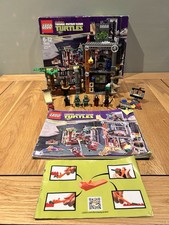 LEGO TMNT Turtle Lair Attack