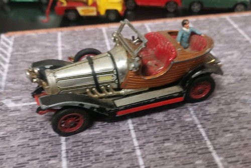 Corgi toys chitty bang - chitty,