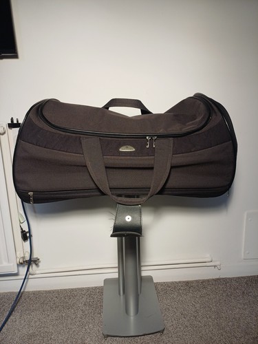 Samsonite black travel bag - samsonite,