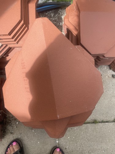 Job lot valley - lot, tiles