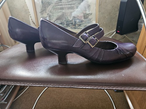 Clarks purple leather twin - purple,