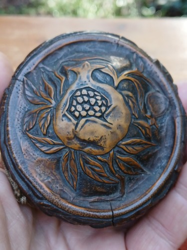 Antique japan wood round inro - wood,