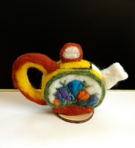 New handmade clarice cliff - handmade,