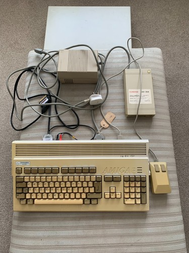 Amiga 1200 computer bundle - computer,