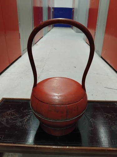 Antique chinese red lacquer - chinese,