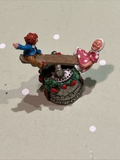 Vintage Collectible Thimble