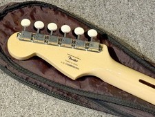 Squier by Fender Classic Vibe Duo-Sonic '50s Desert Sand