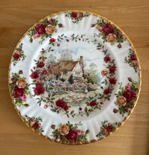 BONE CHINA ROYAL ALBERT OLD