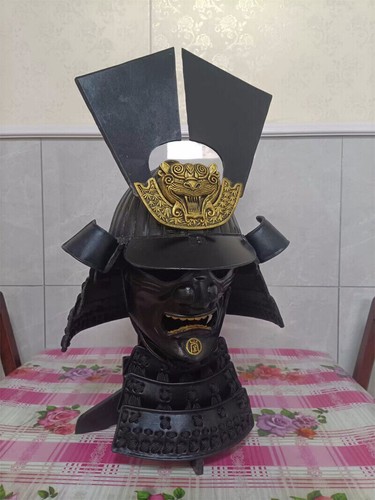 Wearable japanese samurai - 1/1,