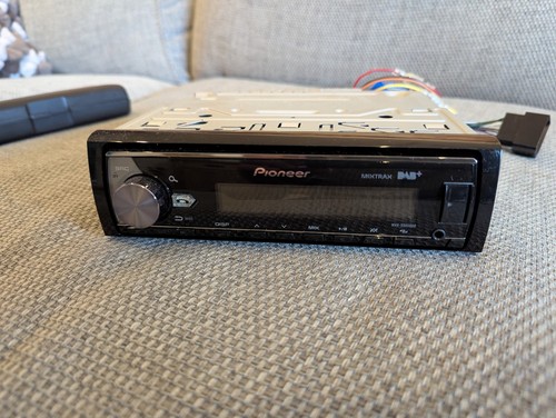 Pioneer mvhx580dab car stereo - pioneer,