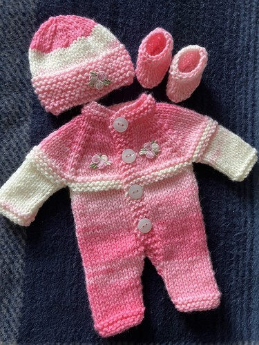 Hand knitted dolls clothes - hand, fit