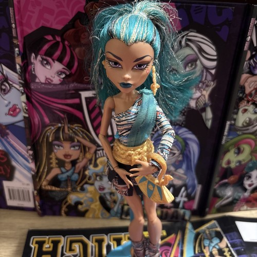 Monster high first wave - high, nefera