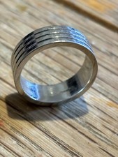 Mens platinum wedding ring