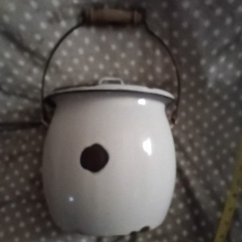 Vtg enamel ware chamber - ware, pot