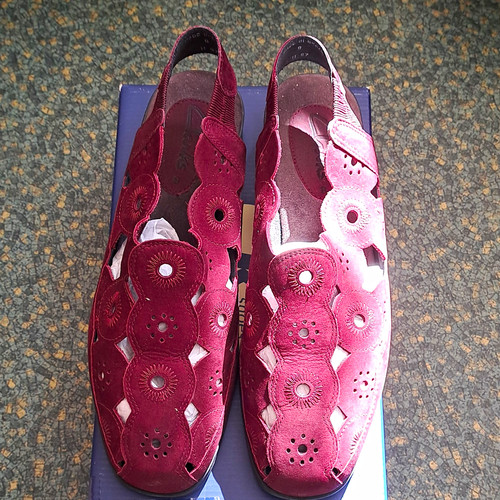 Clarks women burgundy - clarks, women’s