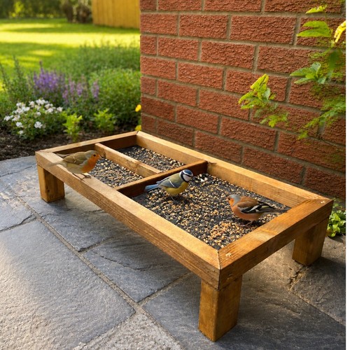 Wooden ground bird - ground, feeder