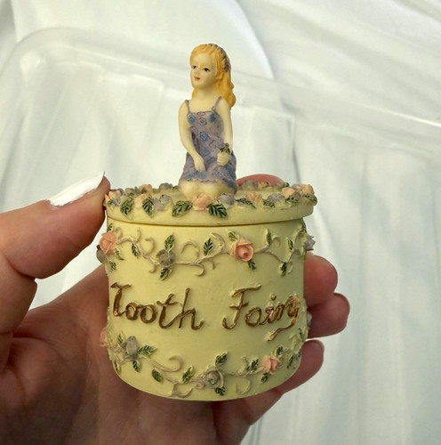 Dezine tooth fairy - tooth, hand