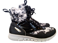 TAMARIS Active boots. UK 6.5