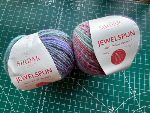 Sirdar jewelspun chunky yarn - chunky,