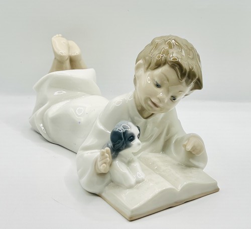 Vintage nao lladro figurine - vintage,