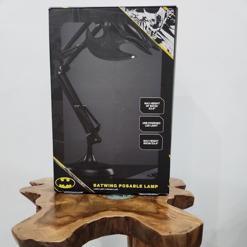 Batman batwing posable desk - batwing,