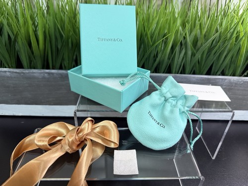 Tiffany empty small - &,