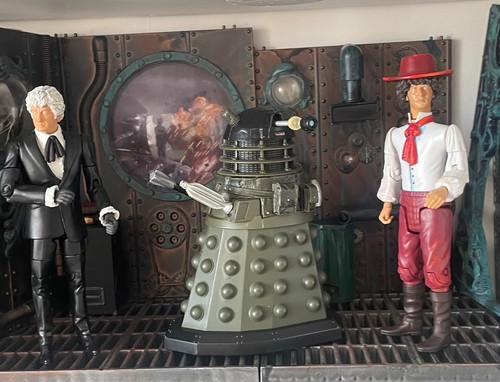 Custom doctor figures - 3,