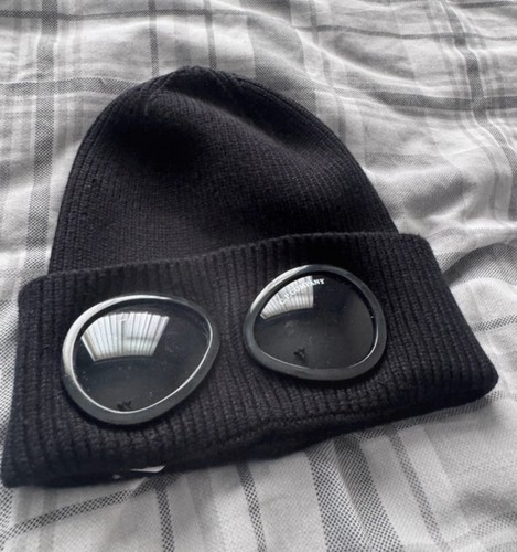 Company black wool goggle - black,