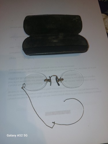 Antique pince nez defiance - defiance, ii