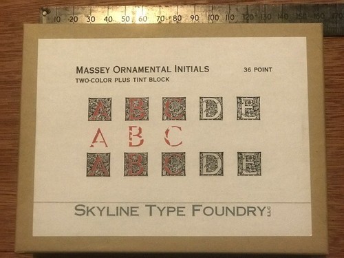 Skyline massey ornamental - -,