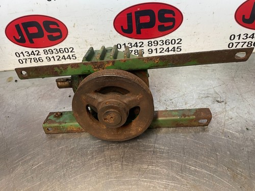 Deck drive gearbox - , ransomes