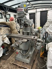 Bridgeport milling machine  METRIC Gearbox table; never goes wrong Powered quill