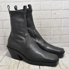 Womens Zara Black Pull On Mid