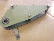 HAYTER 20 CYLINDER MOWER CLUTCH DRIVE BELT BUSH BRACKET  *