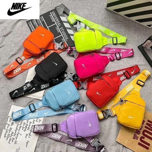 Nike sportswear essentials - sportswear,