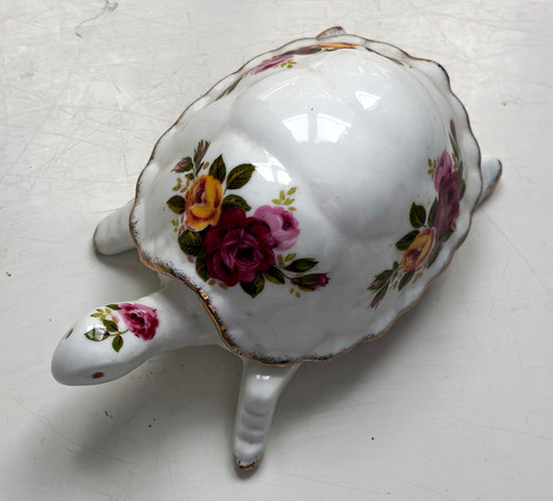 Small white bone china cottage - white,