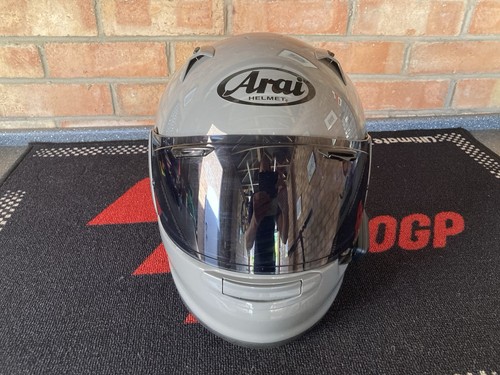 Arai debut crash - v,