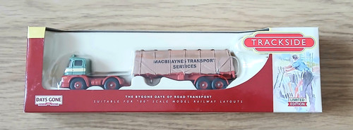 Lledo trackside lorry - lledo,