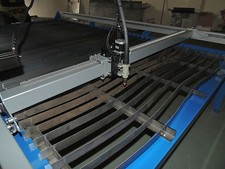 CNC PLASMA CUTTER 8X4