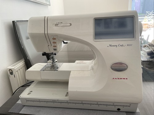 Janome 9000 spares or - spares,