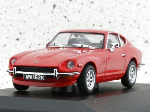 Datsun 240z red - red,