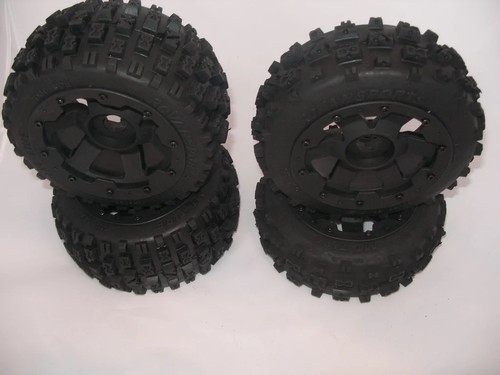 Baja buggy knobby - tires, on