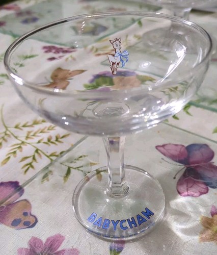 Rare white fawn babycham glass - white,