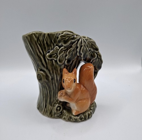 Sylvac woodland squirrel vase